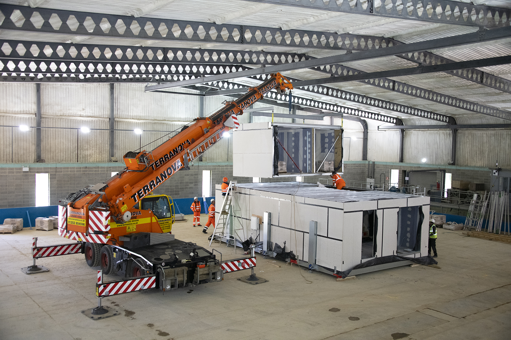 Testing the Hadley FloodSAFE house in our flood testing facilities