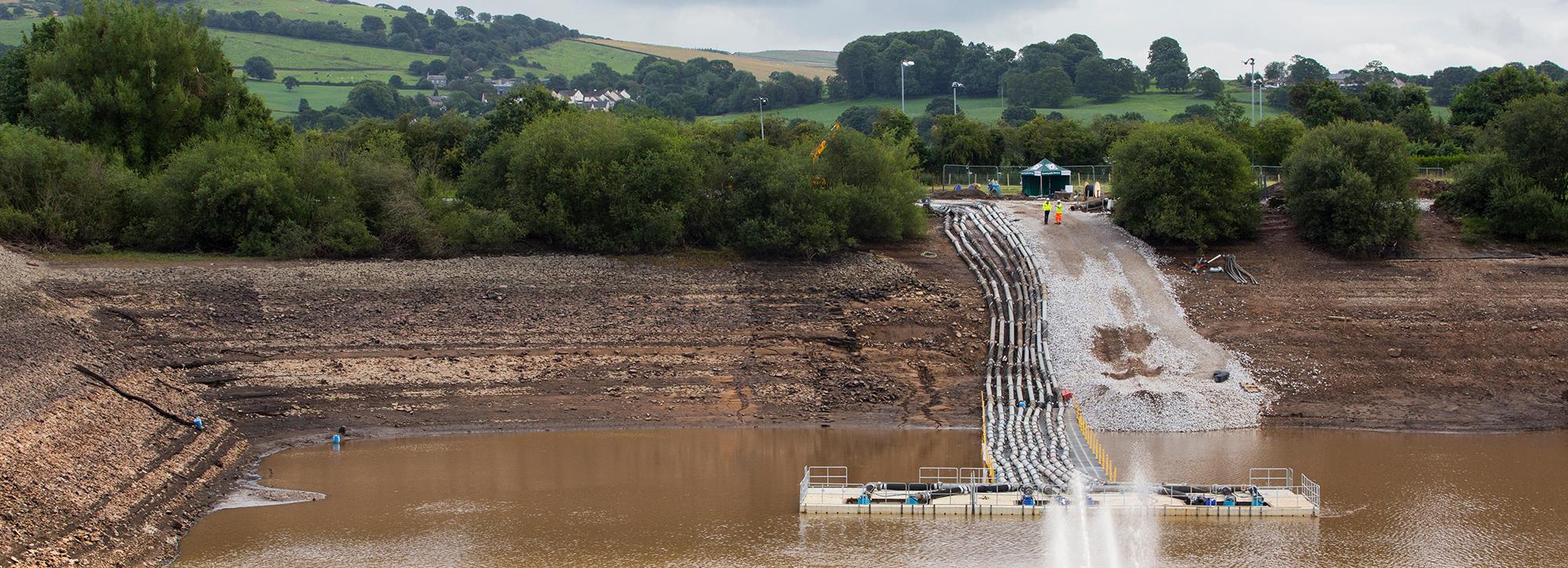 breach in Toddbrook reservoir