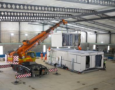 Testing the Hadley FloodSAFE house in our flood testing facilities