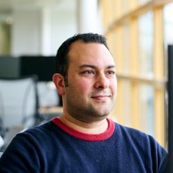 Headshot of CFD expert sitting at his desk, Sina Haeri